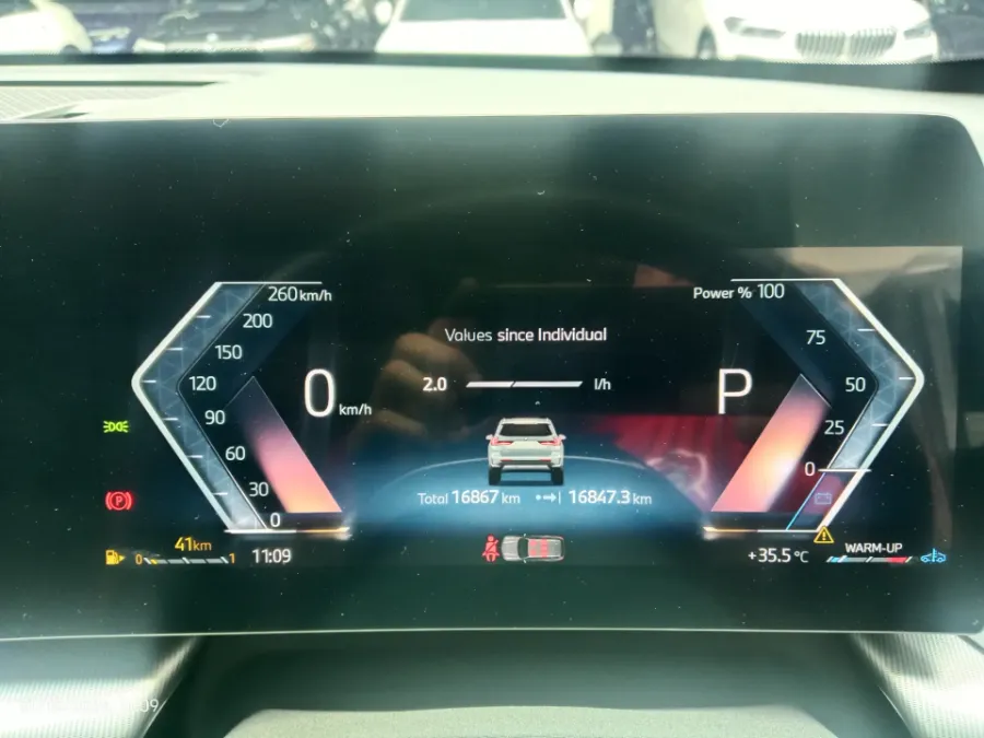 Foto Mobil Bekas Odometer BMW X1 1.5 Sdrive18i tahun 2024