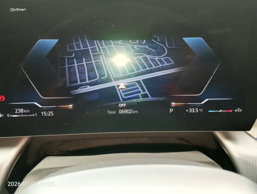 Foto Mobil Bekas Odometer BMW X1 1.5 Sdrive18i tahun 2024