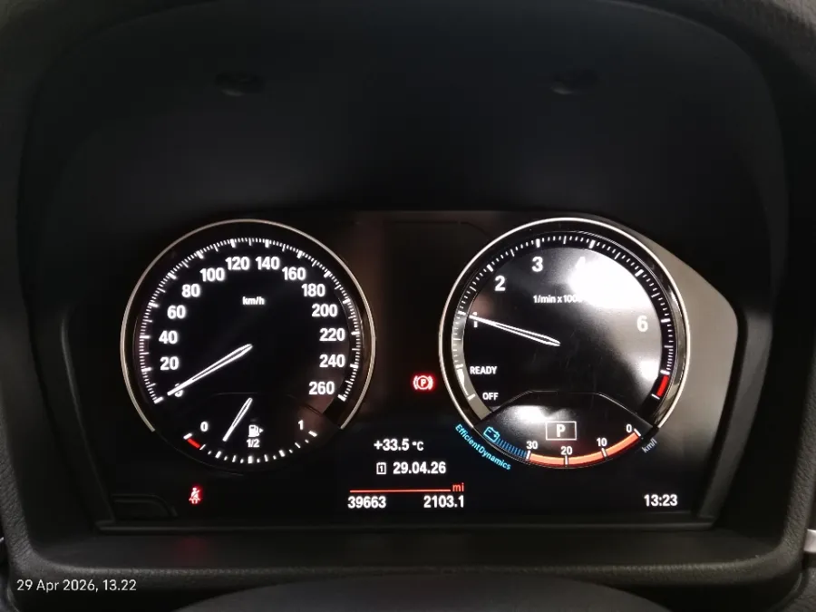 Foto Mobil Bekas Odometer BMW X1 1.5 Sdrive18i Xline tahun 2019