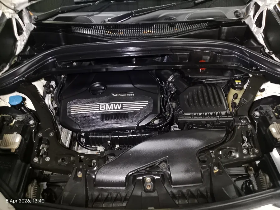 Foto Mobil Bekas Mesin BMW X1 2.0 Sdrive18i tahun 2018