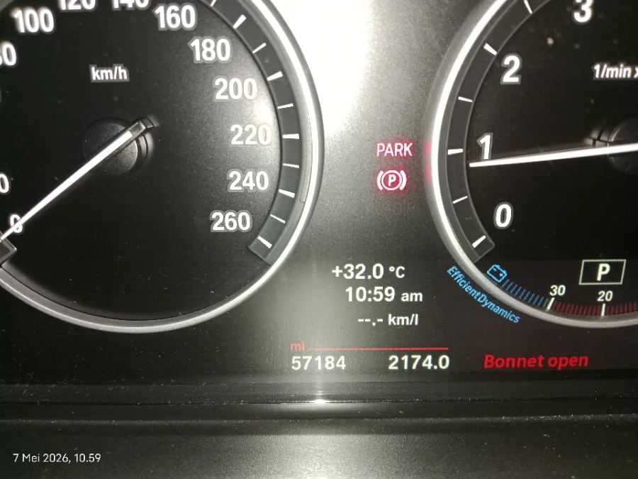 Foto Mobil Bekas Odometer BMW X3 2.0 Xdrive20i Xline tahun 2014