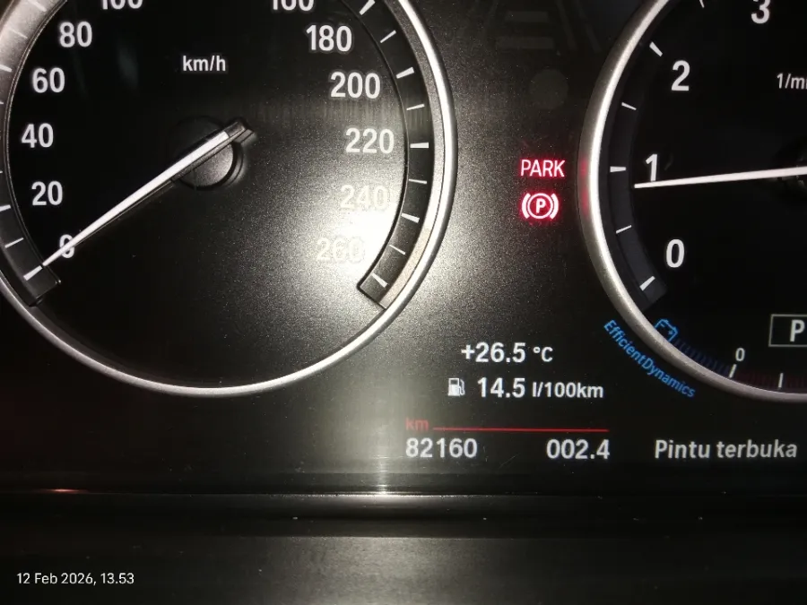 Foto Mobil Bekas Odometer BMW X3 2.0 Xdrive20i Xline tahun 2016