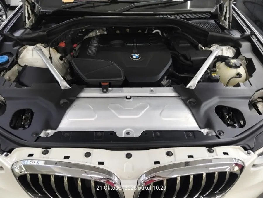 Foto Mobil Bekas Mesin BMW X3 2.0 Xdrive20i Xline tahun 2018