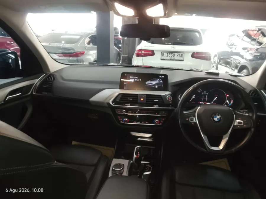 Foto Mobil Bekas Dashboard BMW X3 2.0 Xdrive20i Xline tahun 2019