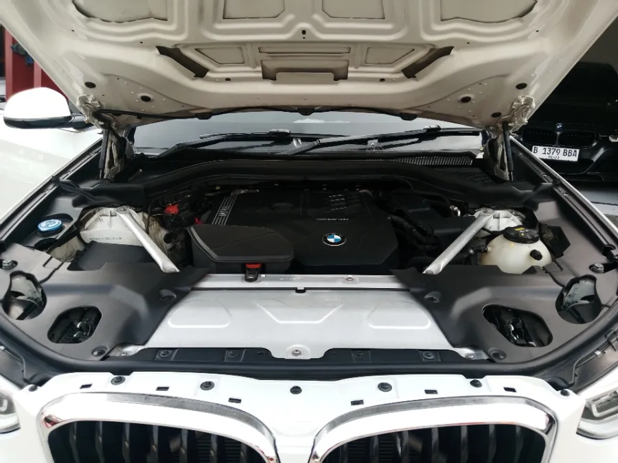 Foto Mobil Bekas Mesin BMW X3 2.0 Xdrive20i Xline tahun 2021