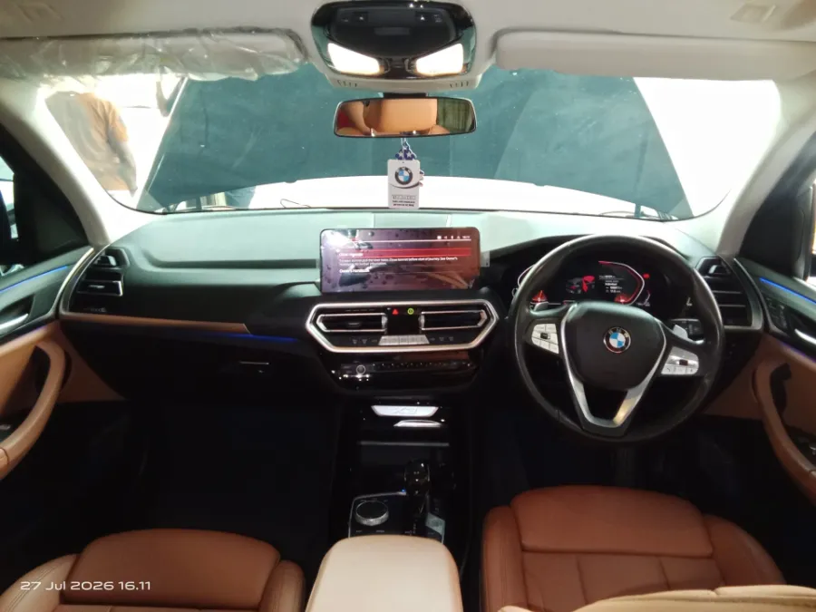 Foto Mobil Bekas Dashboard BMW X3 2.0 Xdrive20i Xline tahun 2022