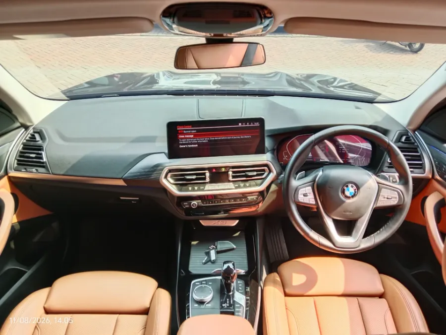 Foto Mobil Bekas Dashboard BMW X3 2.0 Xdrive20i Xline tahun 2022