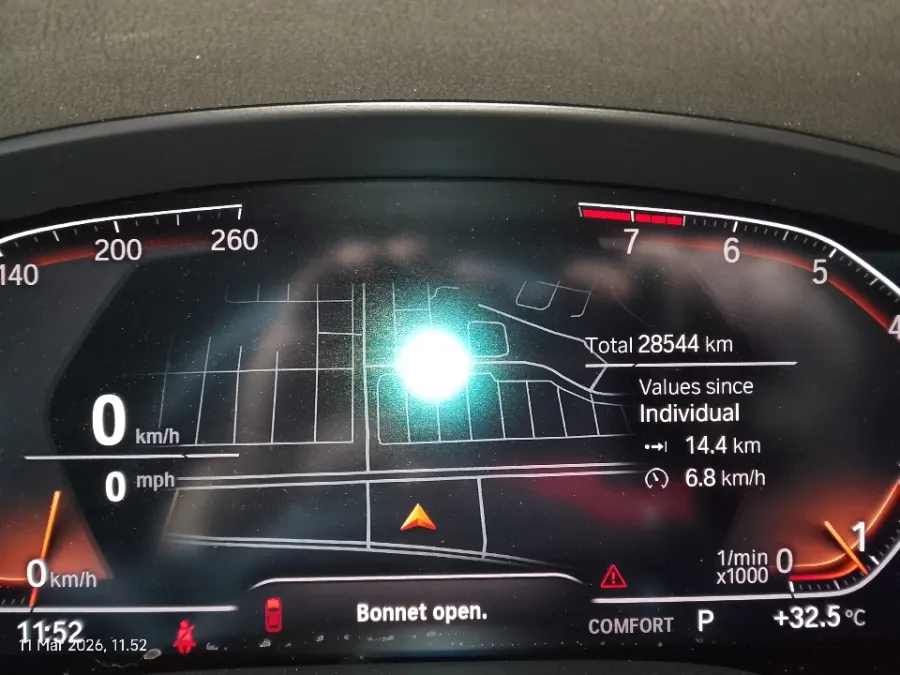 Foto Mobil Bekas Odometer BMW X3 2.0 Xdrive20i Xline tahun 2023