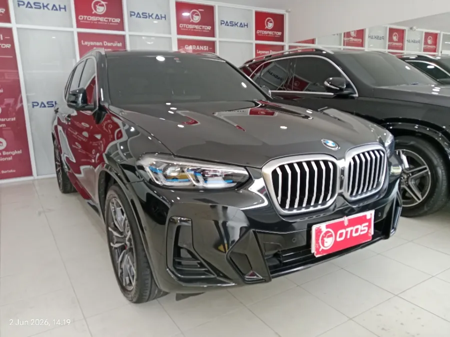 Foto Mobil Bekas Kanan Depan BMW X3 2.0 Xdrive30i tahun 2022