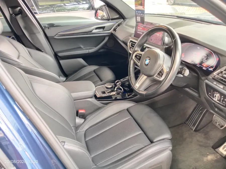 Foto Mobil Bekas Kabin Depan BMW X3 2.0 Xdrive30i tahun 2023