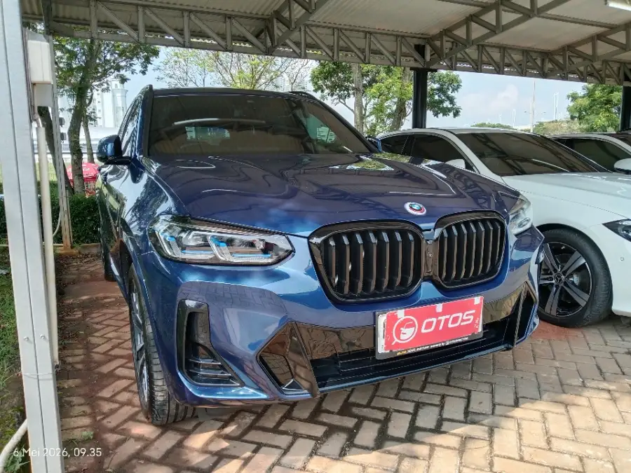 Foto Mobil Bekas Kanan Depan BMW X3 2.0 Xdrive30i tahun 2023