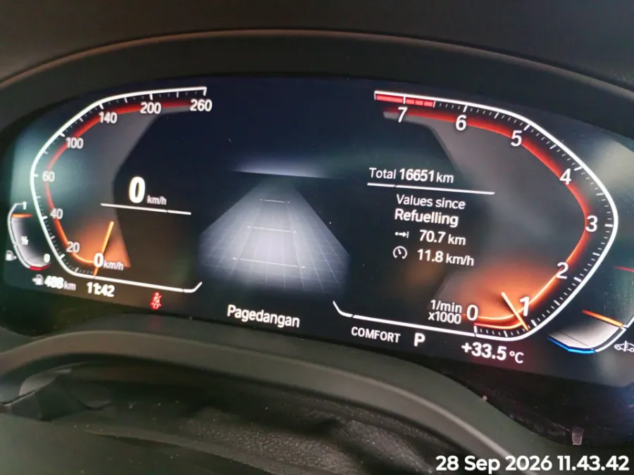 Foto Mobil Bekas Odometer BMW X3 2.0 Xdrive30i tahun 2024