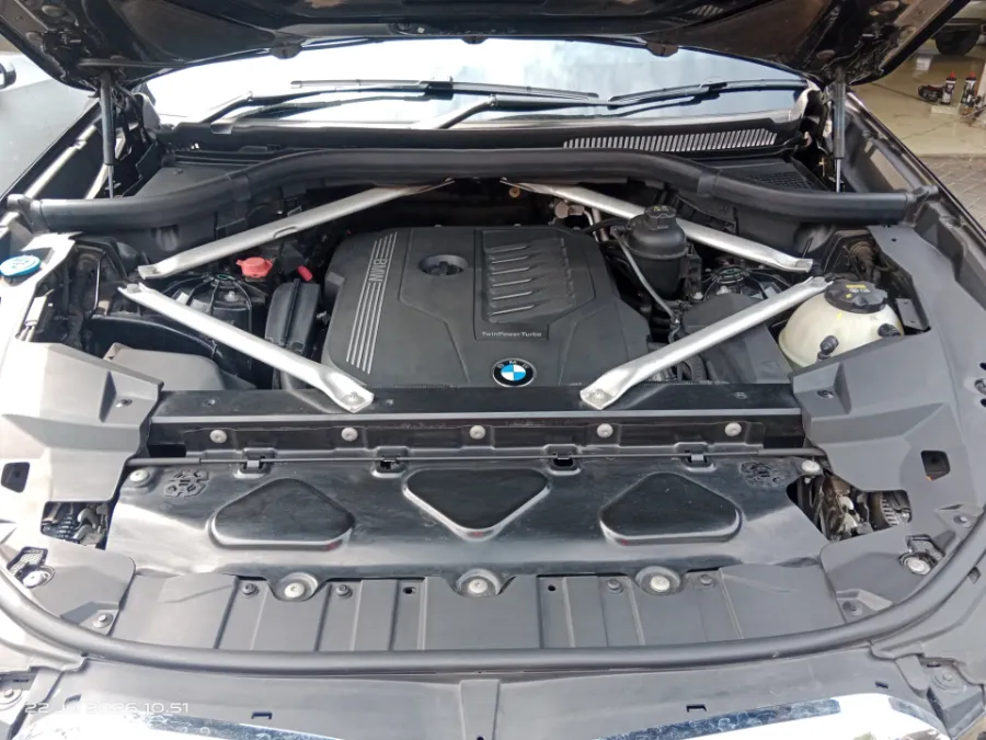 Foto Mobil Bekas Mesin BMW X5 2.0 tahun 2023
