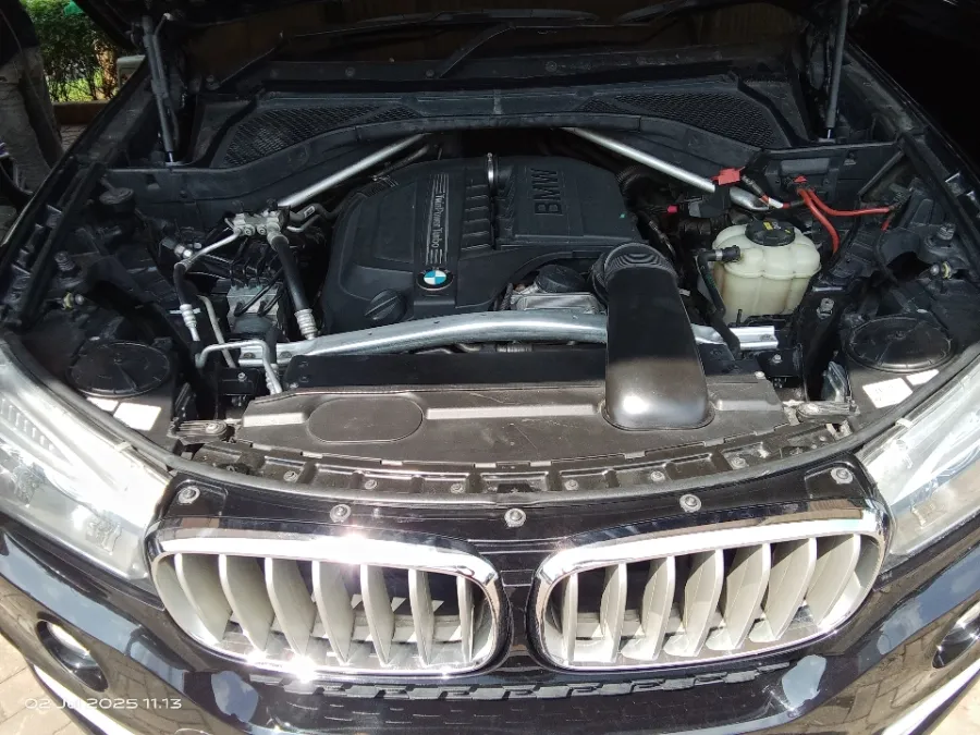 Foto Mobil Bekas Mesin BMW X5 3.0 tahun 2018