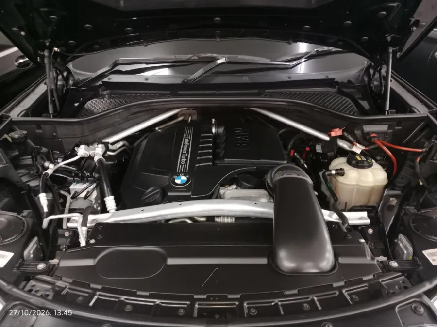 Foto Mobil Bekas Mesin BMW X5 3.0 Xdrive35i Xline tahun 2017