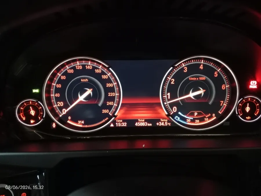 Foto Mobil Bekas Odometer BMW X5 3.0 Xdrive35i Xline tahun 2017