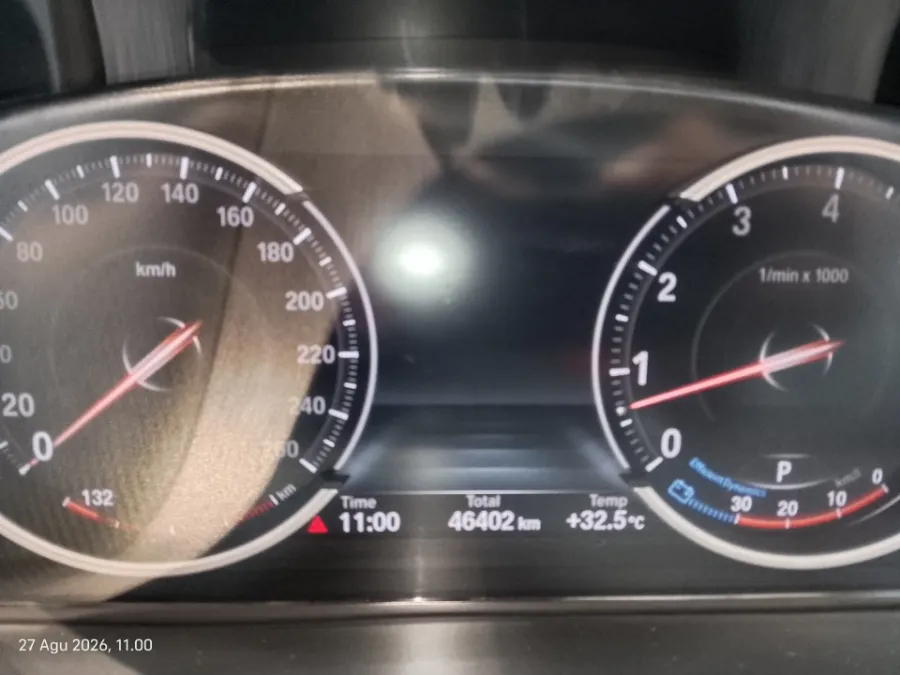 Foto Mobil Bekas Odometer BMW X5 3.0 Xdrive35i Xline tahun 2017