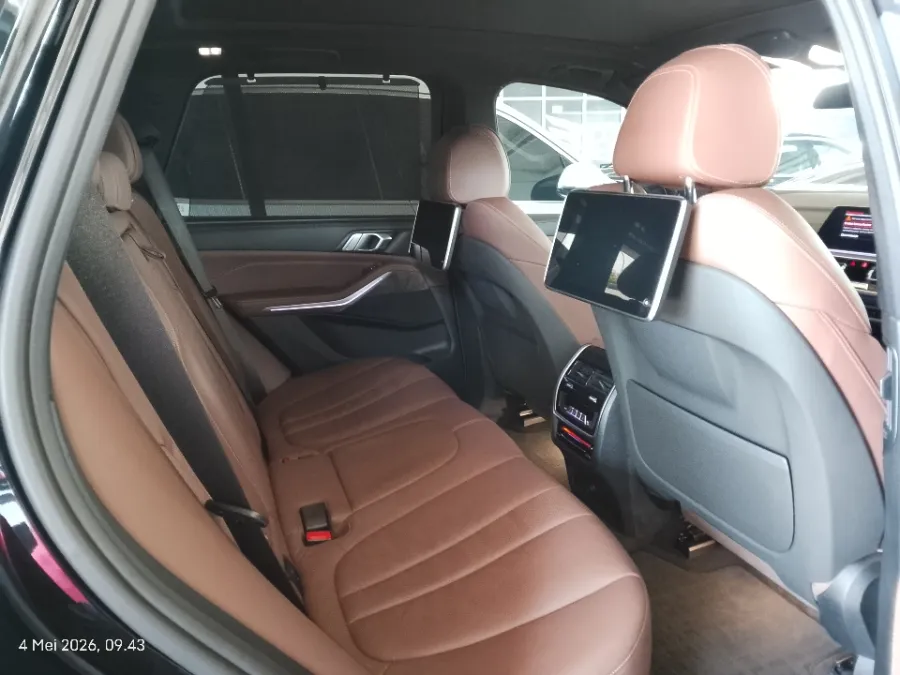 Foto Mobil Bekas Kabin Belakang BMW X5 3.0 Xdrive40i Xline tahun 2019