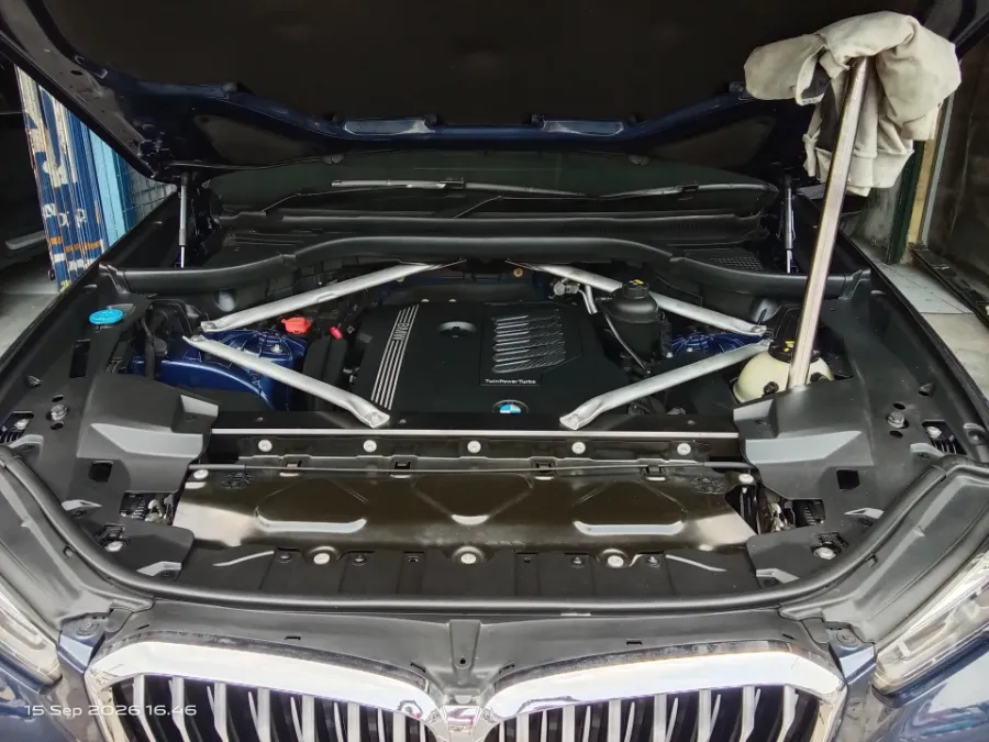 Foto Mobil Bekas Mesin BMW X5 3.0 Xdrive40i Xline tahun 2020