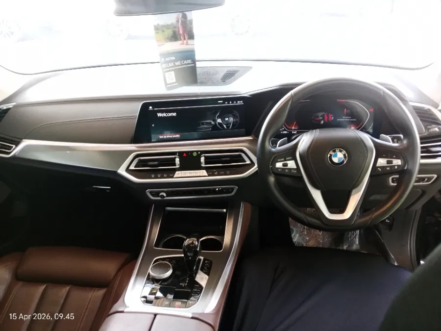 Foto Mobil Bekas Dashboard BMW X5 3.0 Xdrive40i Xline tahun 2021