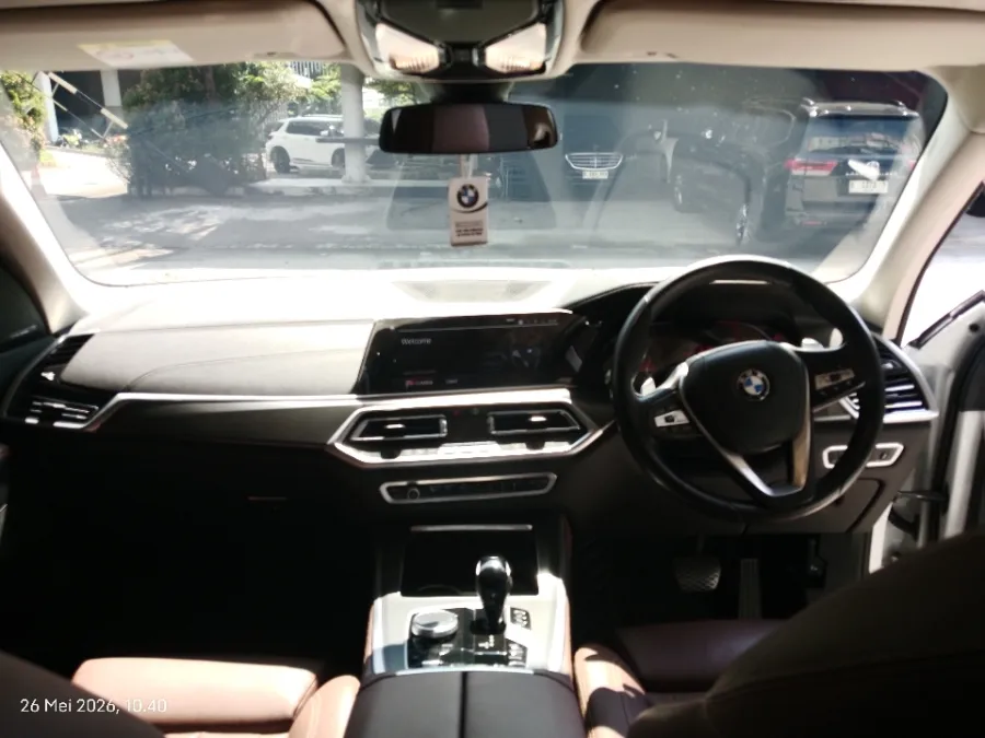 Foto Mobil Bekas Dashboard BMW X5 3.0 Xdrive40i Xline tahun 2022