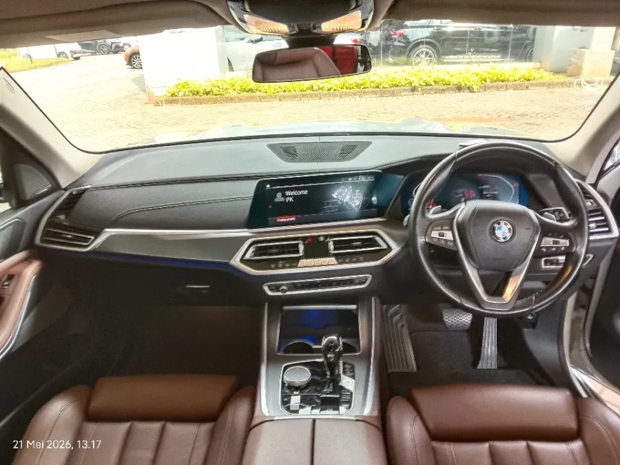 Foto Mobil Bekas Dashboard BMW X5 3.0 Xdrive40i Xline tahun 2022