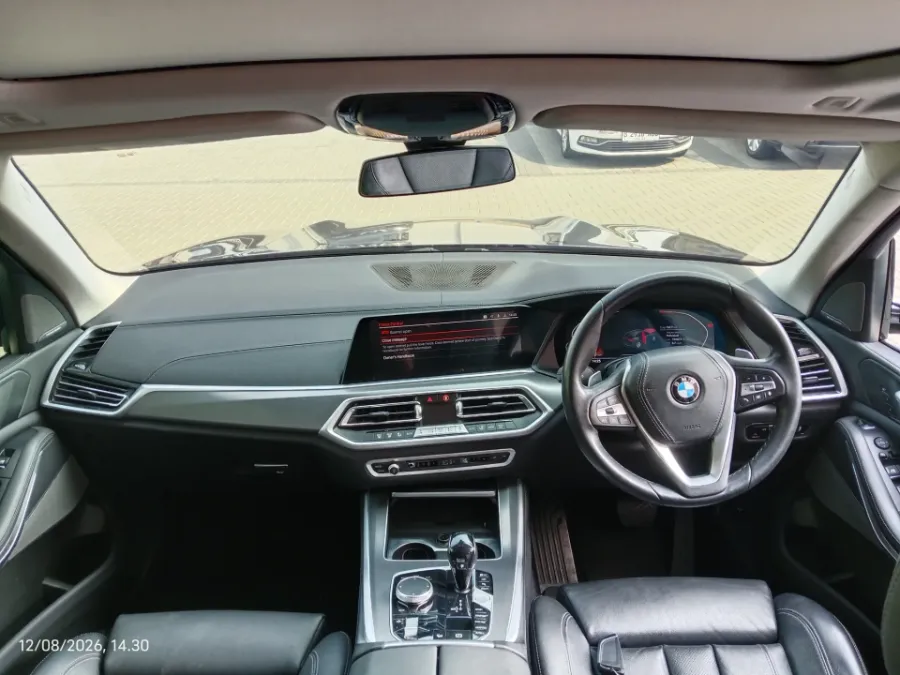 Foto Mobil Bekas Dashboard BMW X5 3.0 Xdrive40i Xline tahun 2022