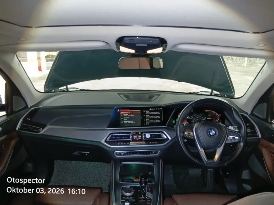 Foto Mobil Bekas Dashboard BMW X5 3.0 Xdrive40i Xline tahun 2022