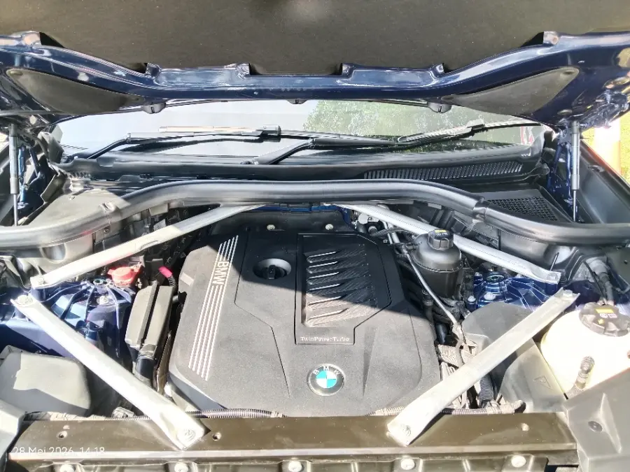Foto Mobil Bekas Mesin BMW X5 3.0 Xdrive40i Xline tahun 2022