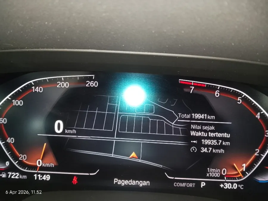 Foto Mobil Bekas Odometer BMW X5 3.0 Xdrive40i Xline tahun 2022