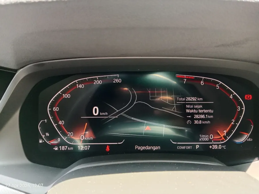 Foto Mobil Bekas Odometer BMW X5 3.0 Xdrive40i Xline tahun 2022