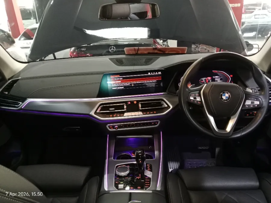 Foto Mobil Bekas Dashboard BMW X5 3.0 Xdrive40i Xline tahun 2023