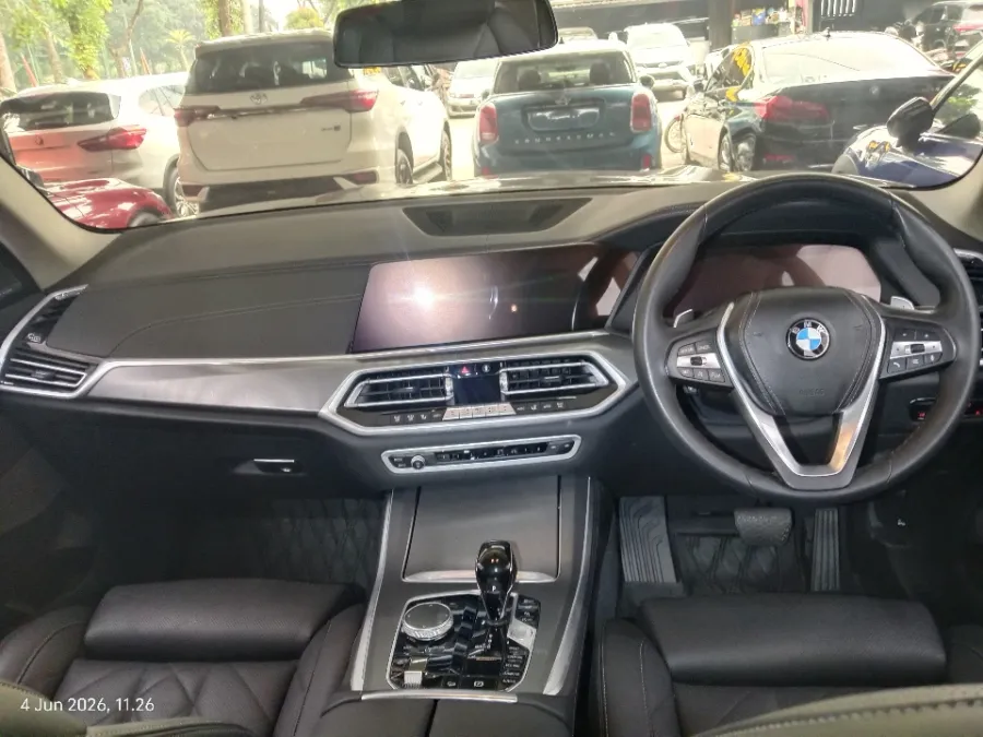 Foto Mobil Bekas Dashboard BMW X5 3.0 Xdrive40i Xline tahun 2023