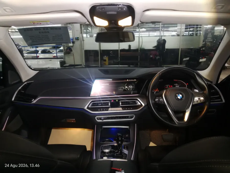 Foto Mobil Bekas Dashboard BMW X5 3.0 Xdrive40i Xline tahun 2023