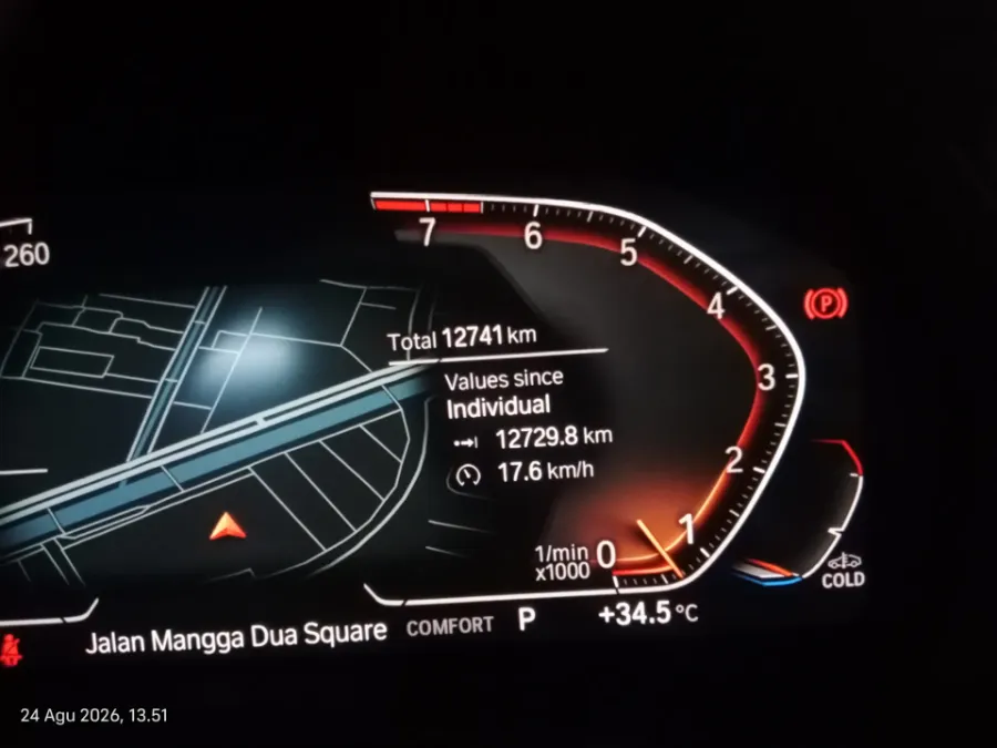 Foto Mobil Bekas Odometer BMW X5 3.0 Xdrive40i Xline tahun 2023