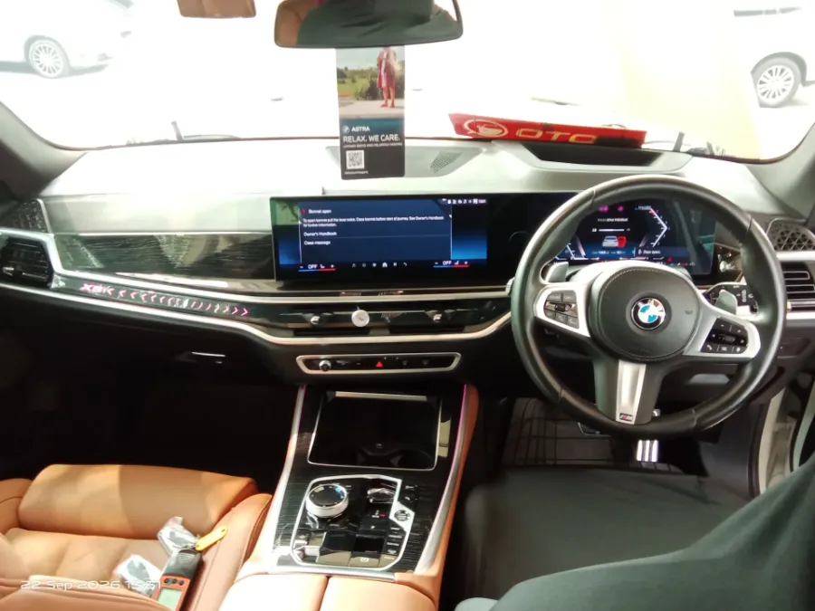 Foto Mobil Bekas Dashboard BMW X5 3.0 Xdrive40i Xline tahun 2024