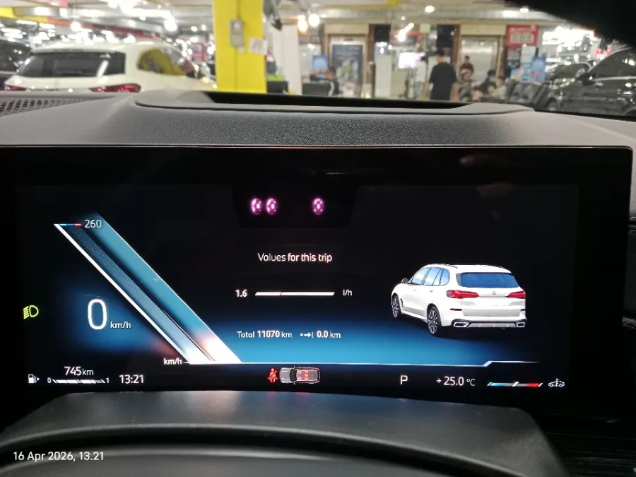 Foto Mobil Bekas Odometer BMW X5 3.0 Xdrive40i Xline tahun 2024