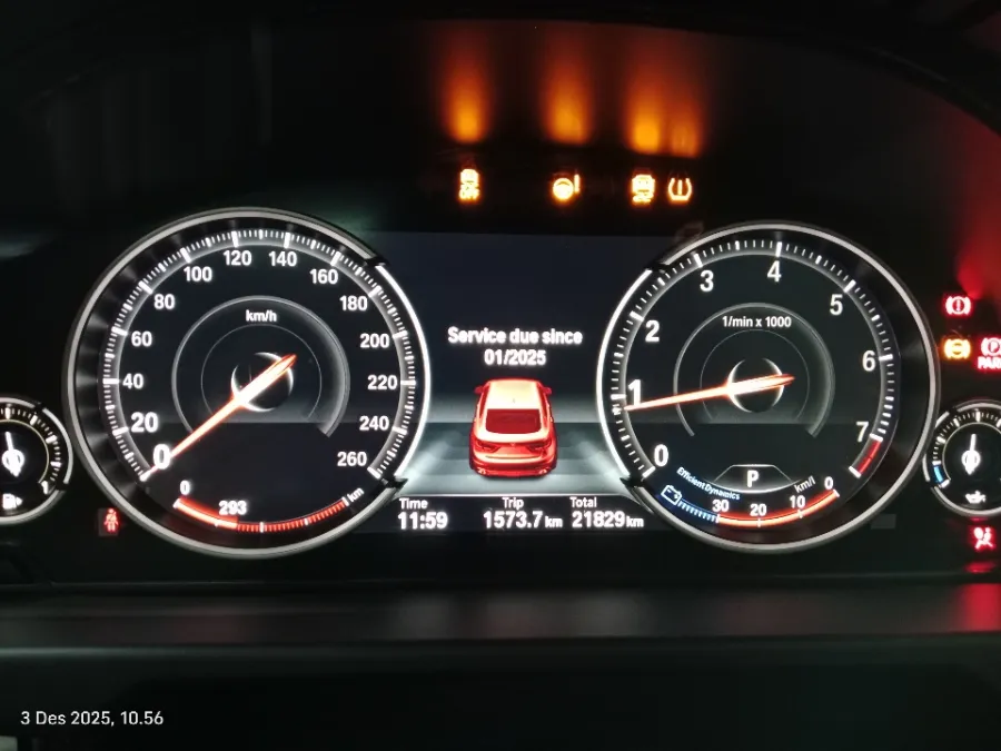 Foto Mobil Bekas Odometer BMW X6 3.0 Xdrive35i tahun 2015