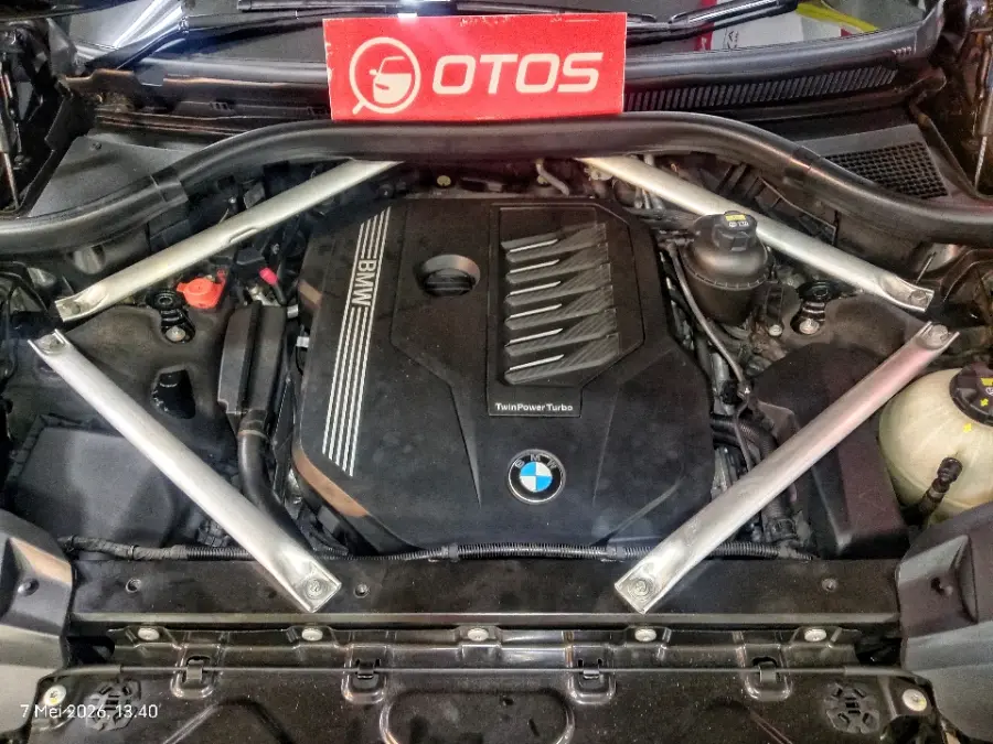 Foto Mobil Bekas Mesin BMW X7 3.0 xDrive40i tahun 2020