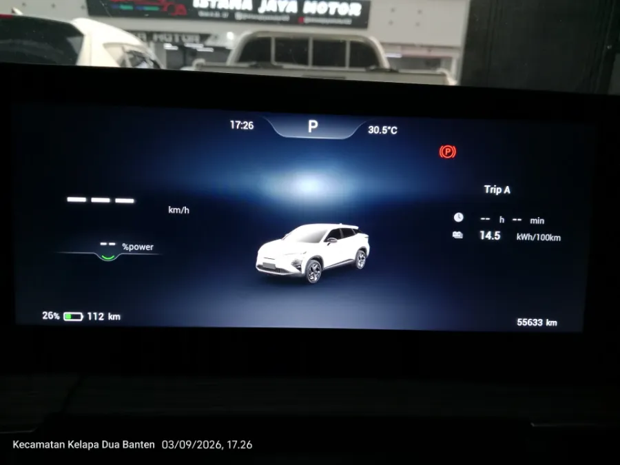 Foto Mobil Bekas Odometer Chery E5 Luxury tahun 2024