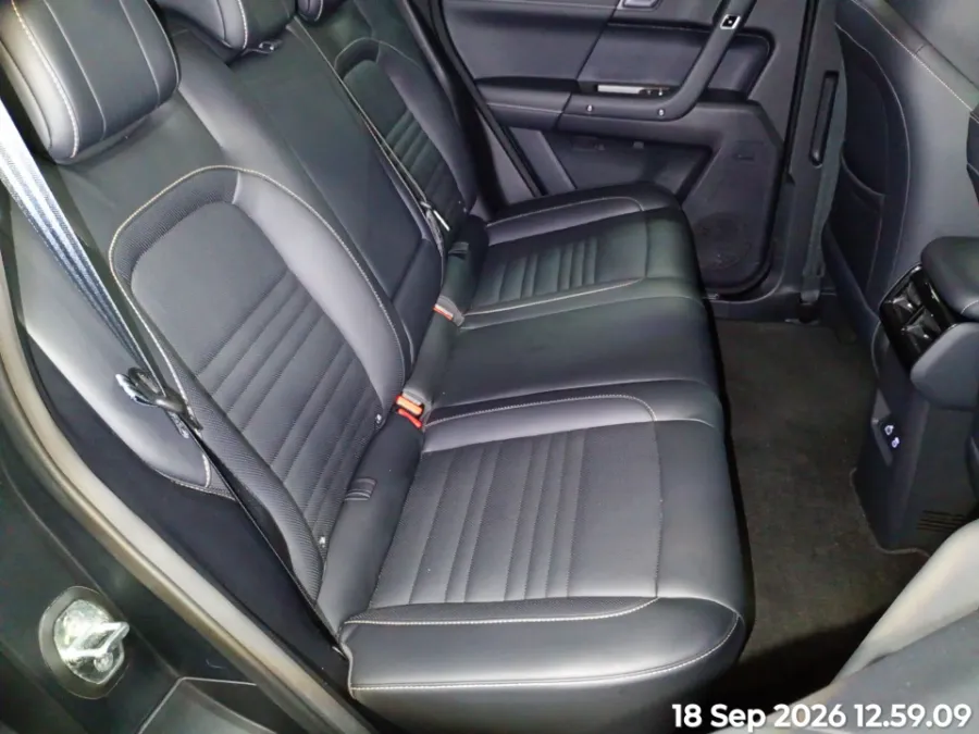 Foto Mobil Bekas Kabin Belakang Chery J6 (iCar 03) IWD tahun 2025