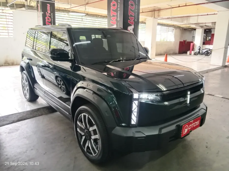 Foto Mobil Bekas Kanan Depan Chery J6 (iCar 03) IWD tahun 2025