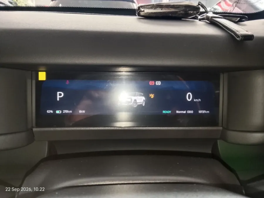 Foto Mobil Bekas Odometer Chery J6 (iCar 03) IWD tahun 2025