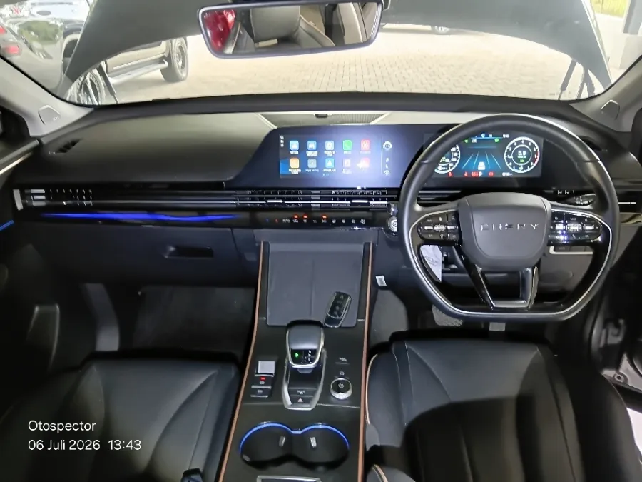 Foto Mobil Bekas Dashboard Chery Omoda 5 1.5 4x2 Luxury tahun 2023