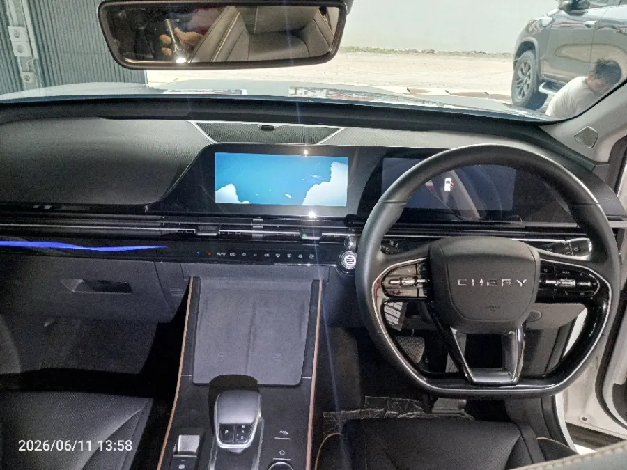 Foto Mobil Bekas Dashboard Chery Omoda 5 1.5 4x2 Luxury tahun 2023