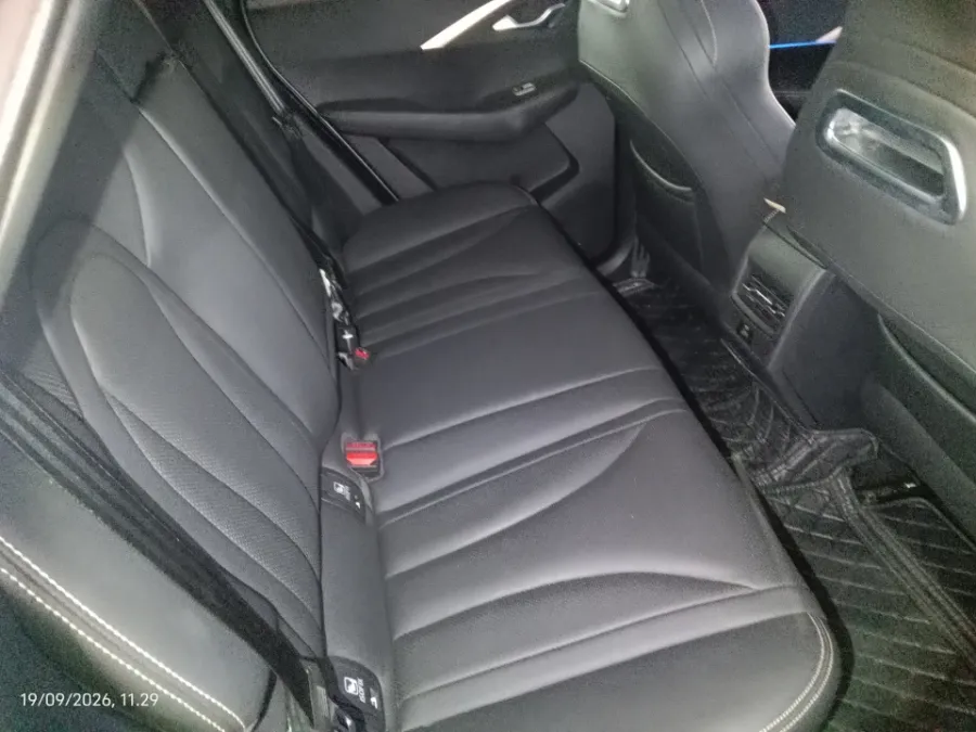 Foto Mobil Bekas Kabin Belakang Chery Omoda 5 1.5 4x2 Luxury tahun 2023
