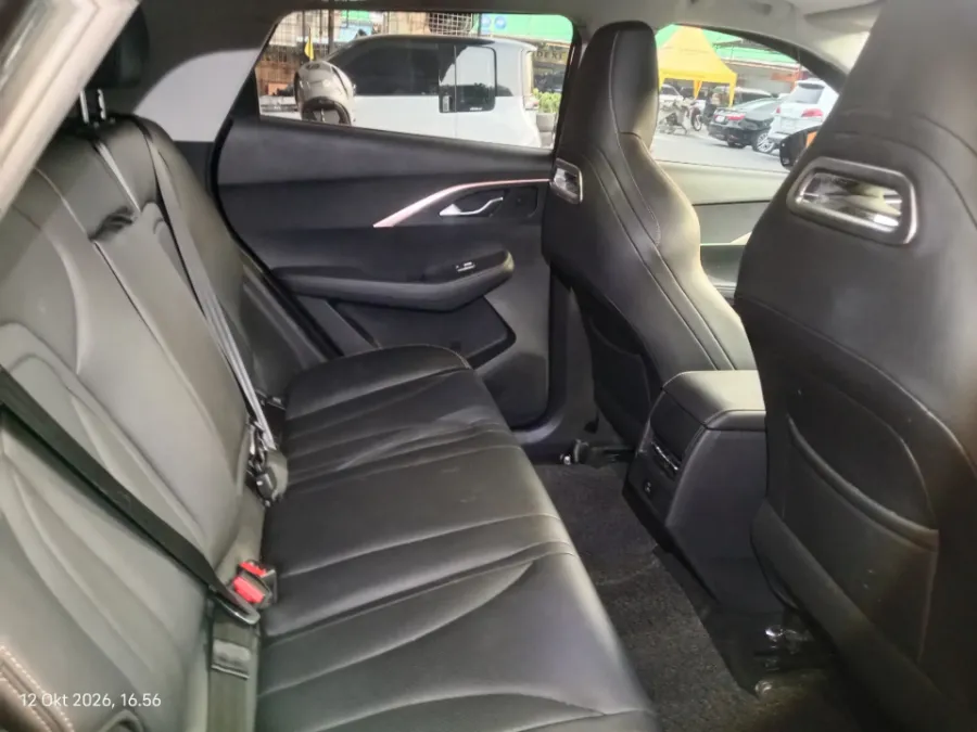 Foto Mobil Bekas Kabin Belakang Chery Omoda 5 1.5 4x2 Luxury tahun 2023