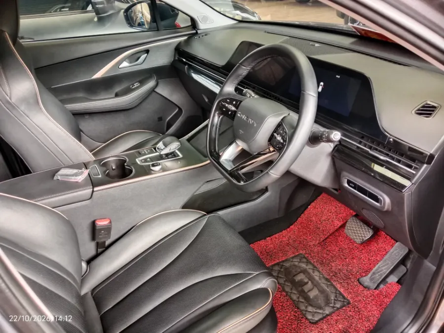 Foto Mobil Bekas Kabin Depan Chery Omoda 5 1.5 4x2 Luxury tahun 2023