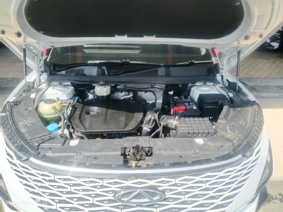 Foto Mobil Bekas Mesin Chery Omoda 5 1.5 4x2 Luxury tahun 2023