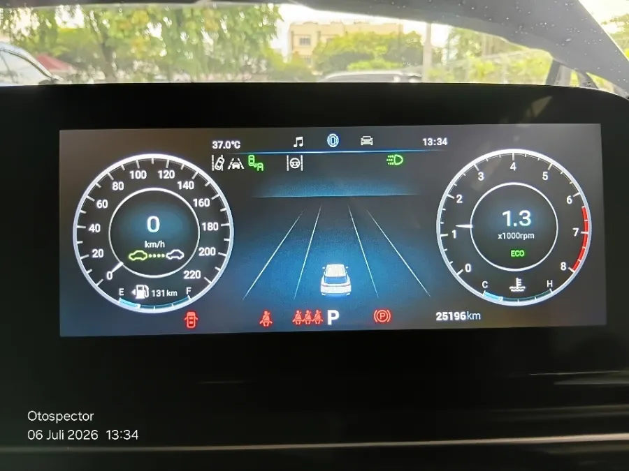 Foto Mobil Bekas Odometer Chery Omoda 5 1.5 4x2 Luxury tahun 2023